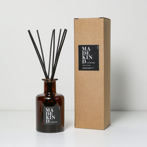 Aromatherapy reed diffuser with natural essential oils with box