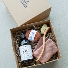 Load image into Gallery viewer, Cleaning Lovers Gift Box Large
