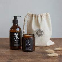 Load image into Gallery viewer, Natural Hand Wash &amp; Candle in Gift Bag

